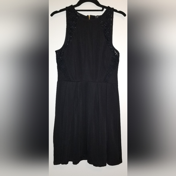 Black Cocktail Dress - Picture 1 of 3